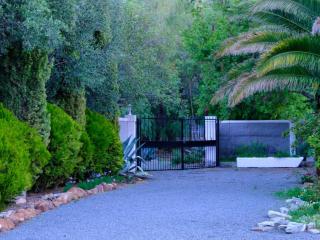 The Hudson Guesthouse & Suites - 3