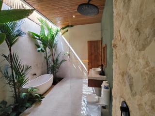 3BR Luxury Villa 8 Min to Munggu Beach - 6