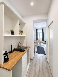 NEW! Fully furnished studio in Center - 4