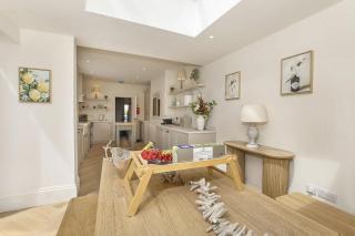 St Olaves House Sleeps 10 - 6