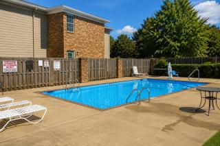 Plantation Oaks Suites & Inn Millington - 8