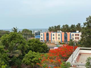 La Couronne Seaview Resort - 4