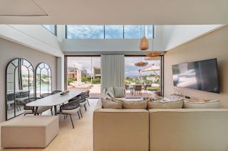 Modern villa with private pool in Baru - 9