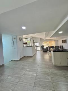 Spacious home in Laureles Estadio Medellin - 2