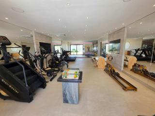 Ocean View Apartment with Own Private Gym Sauna & Plunge Pool - 3