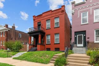 Spacious 4BR Near Soulard & Busch Stadium | Fenced Parking | Dog-Friendly - 8