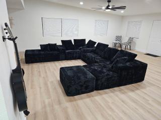Luxury Mansion on a Budget - Click to find out more! - 3