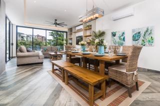 CGT - 5-Bedroom Villa in Exclusive Beachfront Community - 4