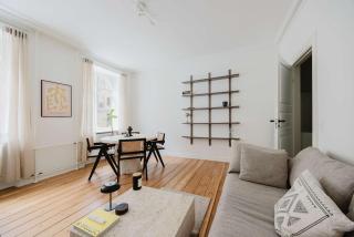 Trendy CPH Apt By The Lakes - 3
