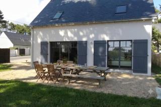 New Home 3-Min Walk to Beach & Large Garden - 0