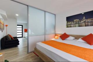 Trendy&Sunny App-Balcony, Great Location, Telework - 5