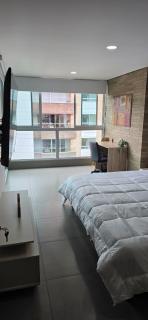 Modern 3BR-2 Balconies - Mountain Views - Laureles - 2