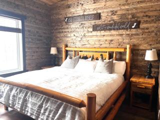 Sunrise-Moonlight Cabin - 8