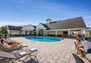 2BR Family Suite w/ Pool, PickelBall, Gym - 9