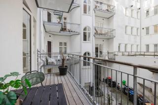 Elegant Apartment by the Grand Station - 6