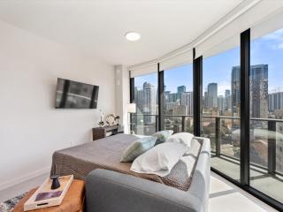 First 2005 Miami City Signature Residence - 6