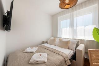 Cozy & Modern 1BR - 1 min to Metro & Train Station - 8