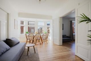Stunning 6-Pax Apartment - 8