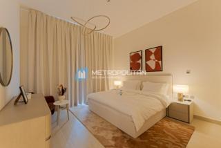 MCRE 2BR Golf View Apartment , Yas Golf Collection - 4