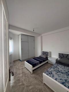 Magnifique F3 Neuf au Centre d'El Kseur, Tout Équipé - 5