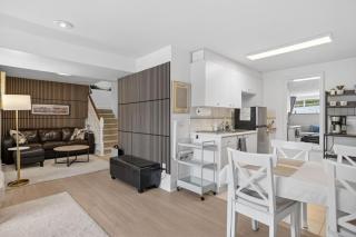 Roomy West Van 2BR Home. Steps to Dundarave Beach - 1