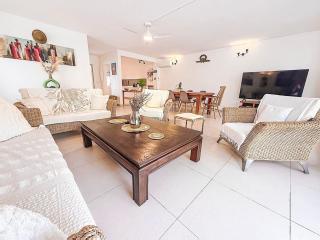 Villa Matisse 5, beachfront, Orient Bay, pool - 5