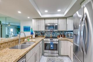 Right on the beach!South Padre Island Luxury stay! - 6