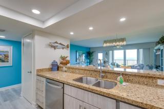 Right on the beach!South Padre Island Luxury stay! - 2