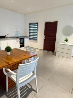 Comfy stays at Cathie - 4