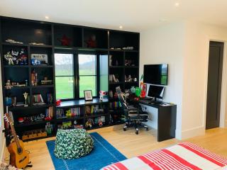 Luxurious Home in Killarney - 3