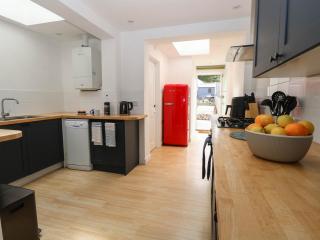 19 Covert Road - 3