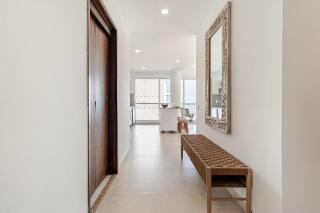 3 bedroom oceanfront apartment, fully renovated - 8