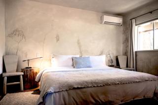 Secluded Designer Cottage - Sedona Wine Trail - 3