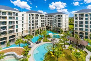 Legendary Pearl 1BR Apartment Bangtao - 6