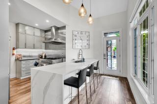 Executive house close to Ottawa Hospital Campus and CHEO - 8