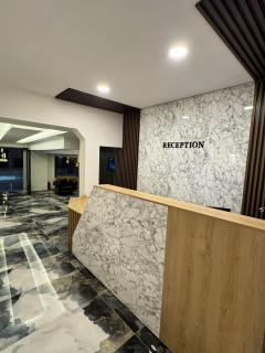 Ydora Luxury Hotel - 0