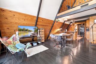 Ozark Aframe-3mi to Beaver Lake-Charming Getaway - 4