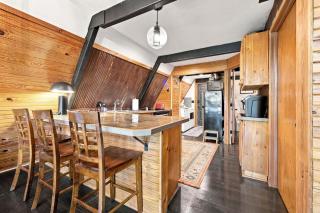 Ozark Aframe-3mi to Beaver Lake-Charming Getaway - 1