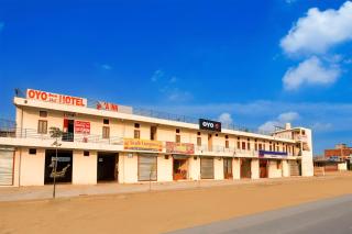 Hotel O Bhavya Inn - 1