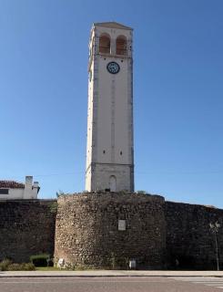 Villa Zoi A Stay to Remember Guesthouse I Sleep on the Historic Roman Road Via Egnatia inside the ancient walls of Elbasan Castle and wake up to a homemade Albanian breakfast prepared by a local family - 5