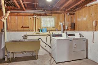 Elmwood Park Jungle Oasis with 2 Car Garage Near Downtown - 2