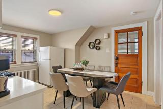 Elmwood Park Jungle Oasis with 2 Car Garage Near Downtown - 3