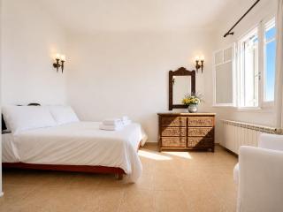 Yakinthos Suites - 6