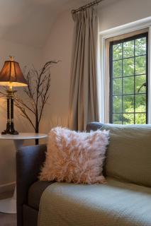 Beautiful 3-Bedroom Duplex in the Heart of Chipping Campden - 0