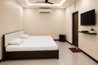 Hotel O Boby Royal Palace - 3