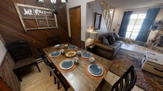 M Vacation Properties - 1