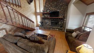 River Charm Lodge - 9