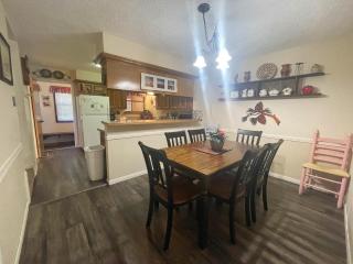 Valley Condo 116 - 7