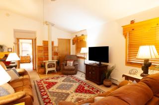 Holiday Haus - 7