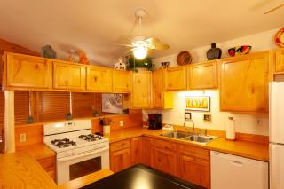 Holiday Haus - 2
